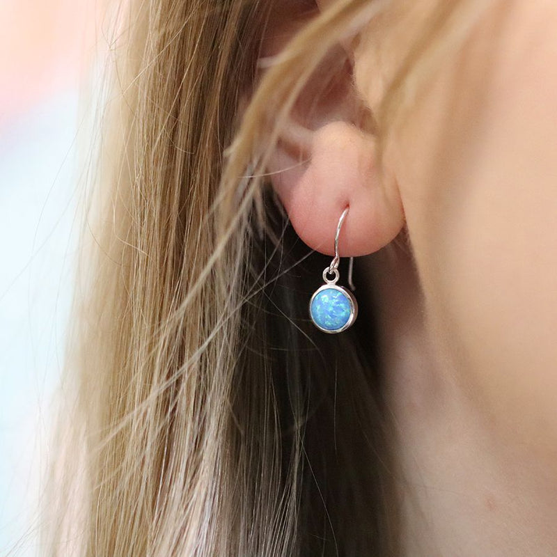 Clustdlysau Arian | Sterling Silver Drop Earrings - Round Blue Opal
