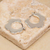Clustdlysau Cylch Blodau Retro - Arian | Retro Flower Earrings - Silver Plated