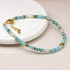 Breichled Gleiniau Hadau - Perlog a Gwyrddlas  | Seed Bead & Pearl Bracelet - Aqua