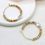 Clustdlysau Perlog - Lliw Aur a Phastel | Earrings with Pearls - Gold Coloured and Pastel
