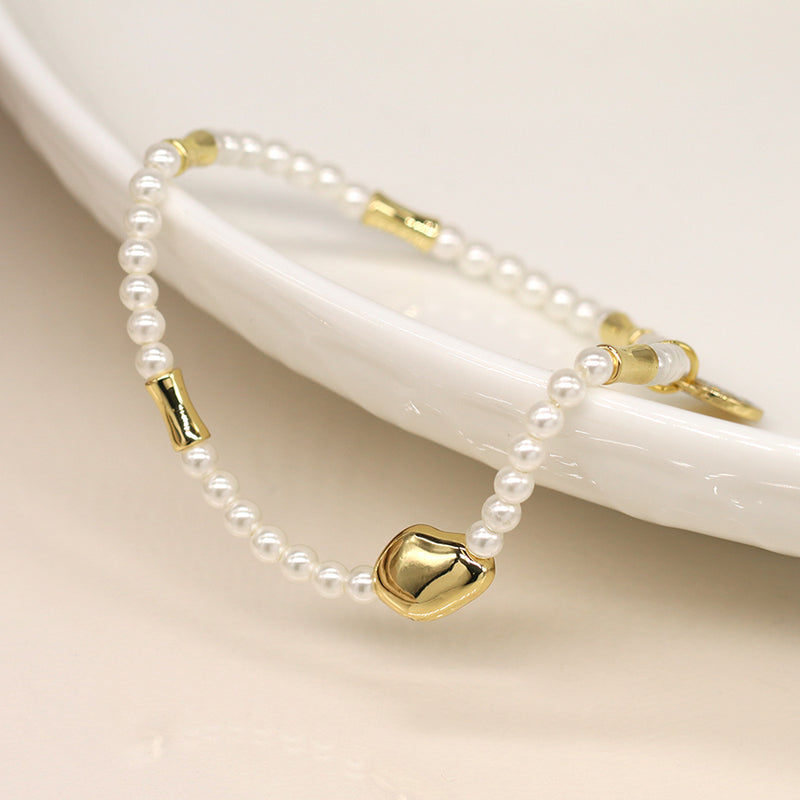 Breichled Perlau | Ivory Seed Pearl and Gold Bead Bracelet