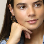 Clustdlysau Cylch  - Lliw Aur | Irregular Hoop Earrings - Golden