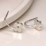 Clustdlysau Blodyn - Arian | C-Hoop Quatrefoil Earrings - Silver Plated
