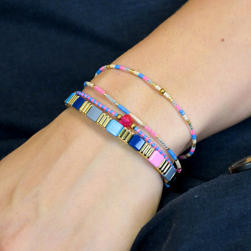 Breichled Gleiniau Sgwar | Square Bead Bracelet - Golden and Muted