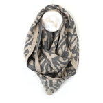 Snŵd Streip Anifail Llwyd | Grey Animal Stripe Snood