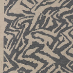 Snŵd Streip Anifail Llwyd | Grey Animal Stripe Snood