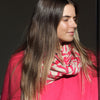 Snŵd Streip Anifail Mafon | Raspberry Animal Stripe Snood