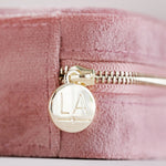 Cas Gemwaith Teithio Melfed - Pinc | Square Velvet Travel Jewellery Case - Rose Pink