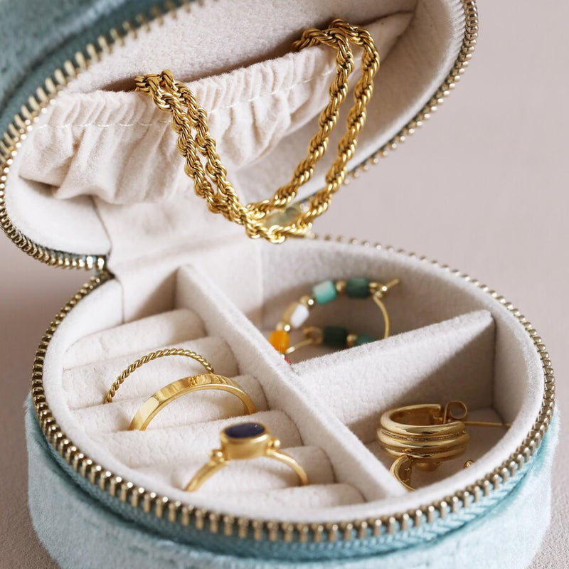Cas Gemwaith Teithio Melfed - Mintys | Round Velvet Travel Jewellery Case - Mint Green
