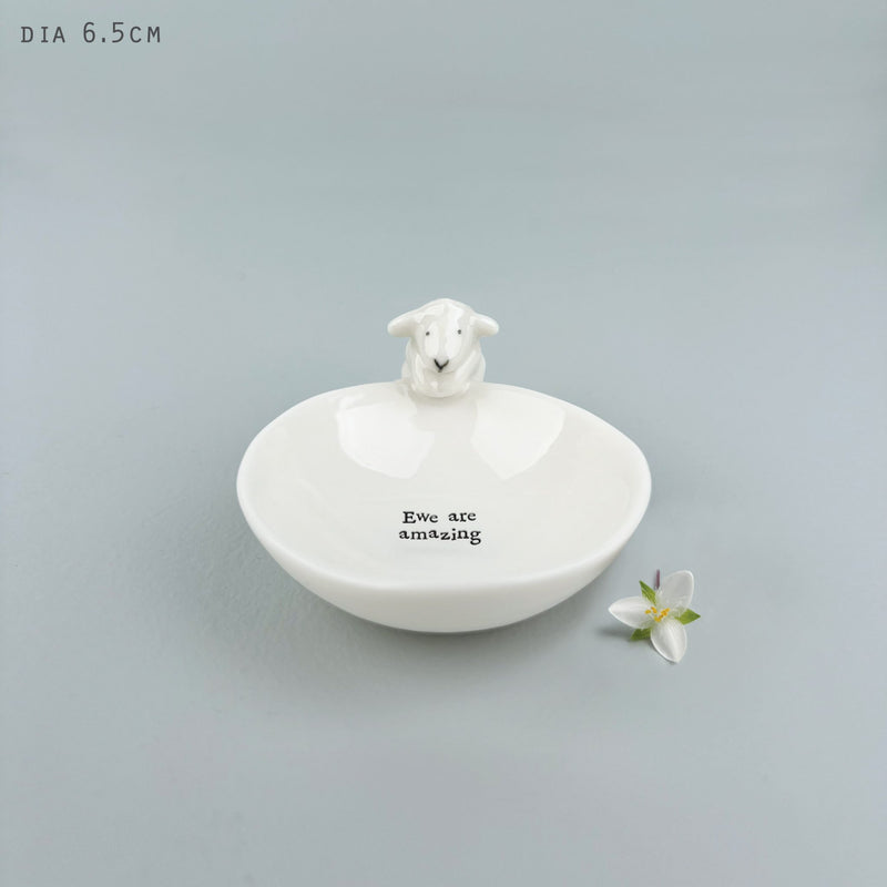 Desgyl Borslen | East of India Small Porcelain Bowl - Sheep