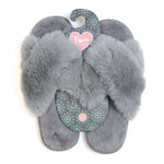 Sliperi Ffwr Ffug Llwyd  - Canolig / Mawr | Soft Grey Fluffy Faux Fur Slippers - MEDIUM / LARGE