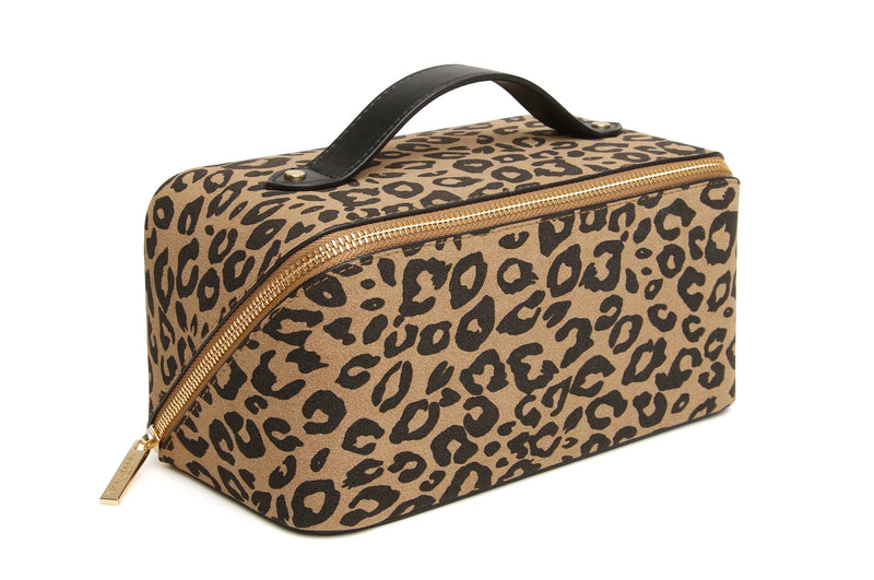 Bag Ymolchi - Llewpart | Train Case by Alice Wheeler - Leopard