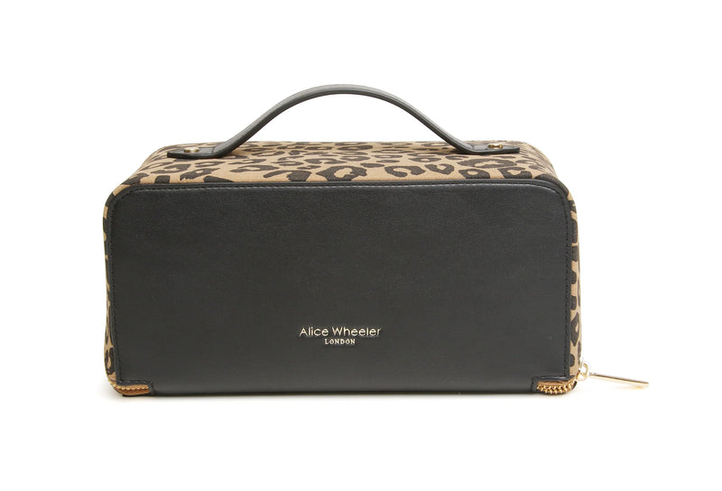 Bag Ymolchi - Llewpart | Train Case by Alice Wheeler - Leopard