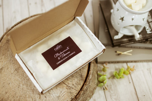 Cwyr Persawrus - Cwrens Duon a Tiwbros | Calon Wax Melts - Blackcurrant & Tuberose