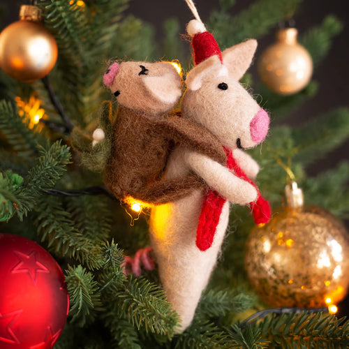 Addurn Nadolig Ffelt - Mochyn Mawr a Bach | Christmas Felt Decoration - Pig with Backpack