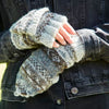 Menig Pachamama | Gloves / Mitts - Finisterre, Natural.