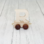 Trên y Wyddor - “R” Naturiol  | Alphabet Train - Natural “R”