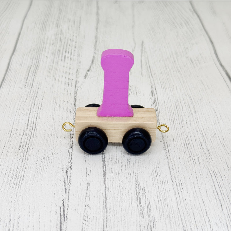 Trên y Wyddor - “I” Lliw - Pinc  | Alphabet Train - Coloured “I” - Pink