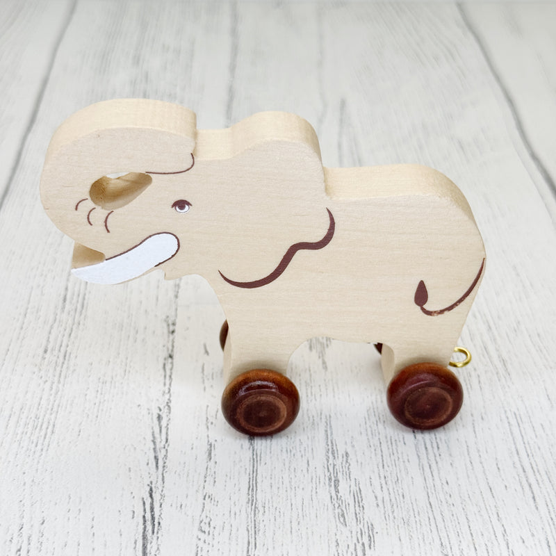 Trên y Wyddor - Eliffant Blaen Naturiol  | Alphabet Train - Natural Front End Elephant