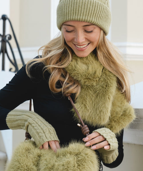 Menig Ronnie - Gwyrdd | Ronnie Wristwarmers - Artichoke