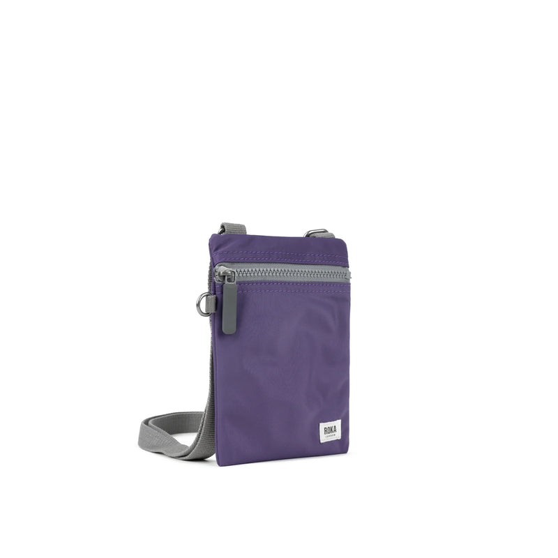 Bag Ffôn Chelsea Roka | ROKA Chelsea Phone Bag - Mulberry (Sustainable Nylon)