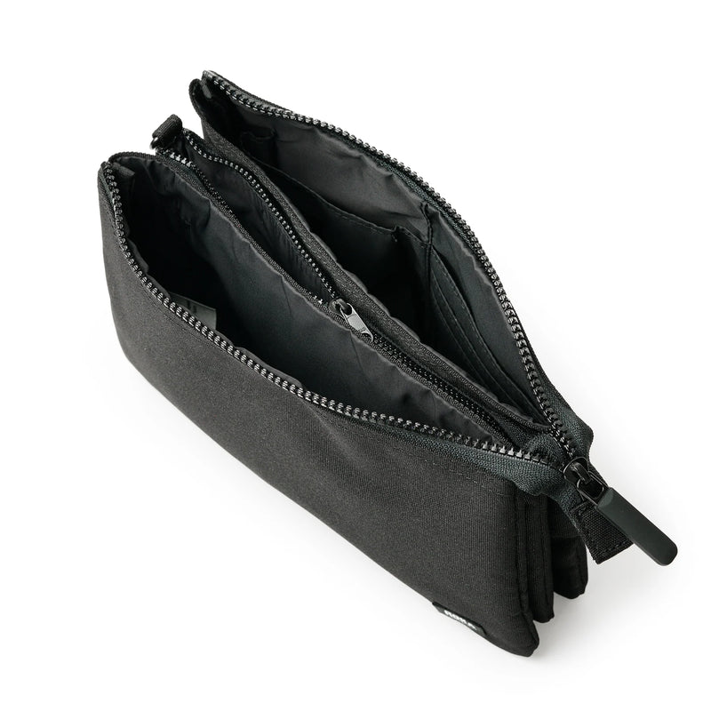 Bag Carnaby XL Roka | ROKA Carnaby XL Cross Body - All Black