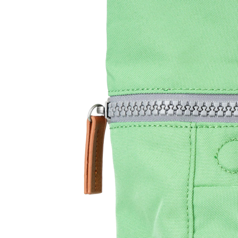Bag Roka | ROKA Finchley A Medium - Peppermint (Recycled Canvas)