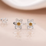 Clustdlysau Styd Arian | Sterling Silver Studs - Daffodils