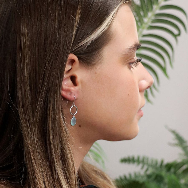 Clustdlysau Arian | Sterling Silver Drop Earrings - Aqua Chalcedony Teardrop