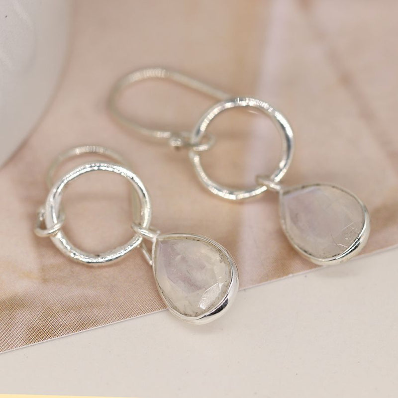 Clustdlysau Arian | Sterling Silver Drop Earrings - Rainbow Moonstone Teardrop