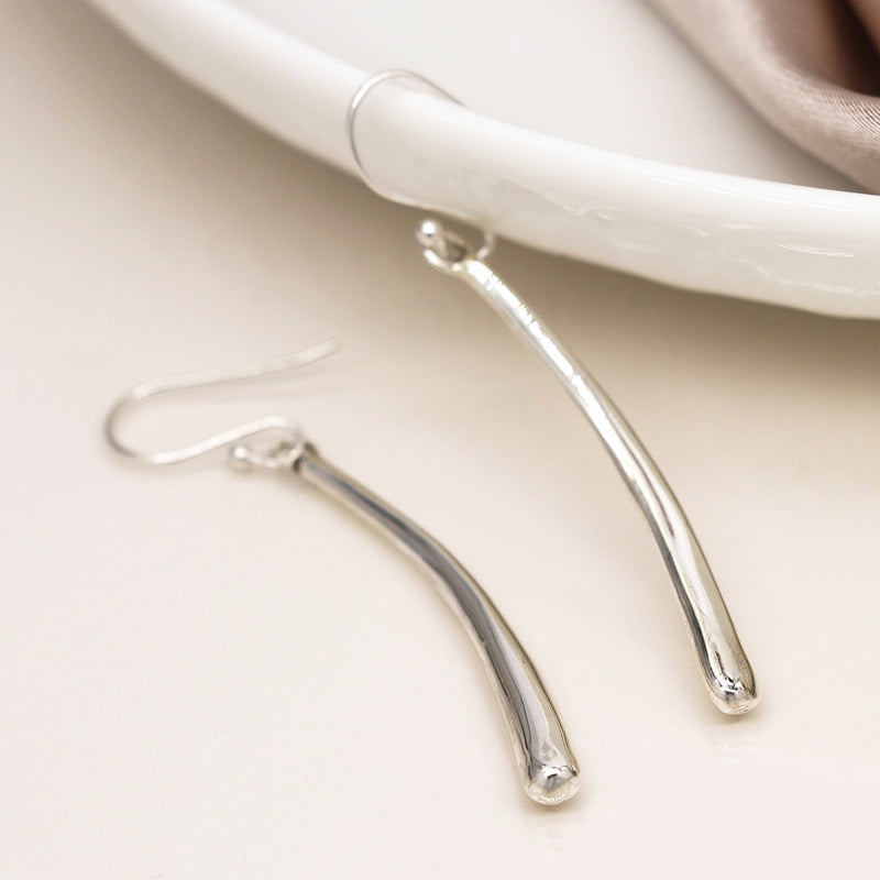 Clustdlysau Arian | Sterling Silver Earrings - Tapered Bar Drop