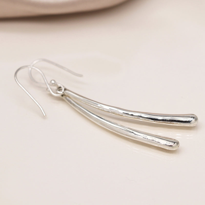 Clustdlysau Arian | Sterling Silver Earrings - Tapered Bar Drop