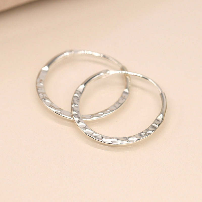 Clustdlysau Arian | Sterling Silver Earrings - Flat Hammered Hoop