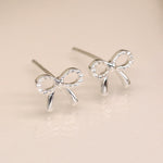 Clustdlysau Styd Arian | Sterling Silver Stud Earrings - Little Bow