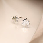 Clustdlysau Styd Arian | Sterling Silver Stud Earrings - Clover