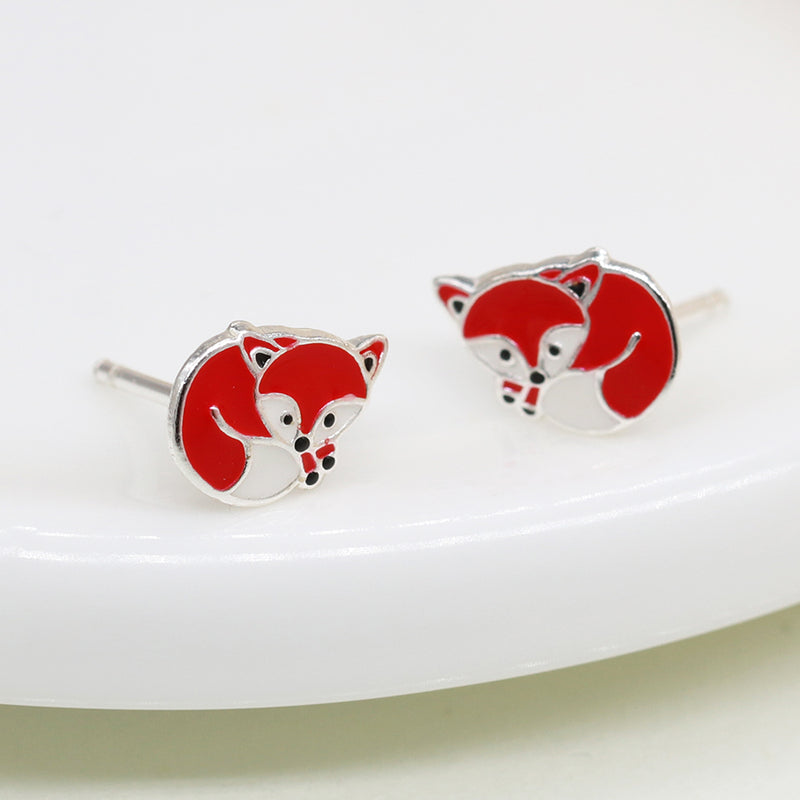 Clustdlysau Styd Arian ac Enamel | Sterling Silver & Enamel Stud Earrings - Red Panda