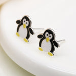 Clustdlysau Styd Arian ac Enamel | Sterling Silver & Enamel Stud Earrings - Penguin