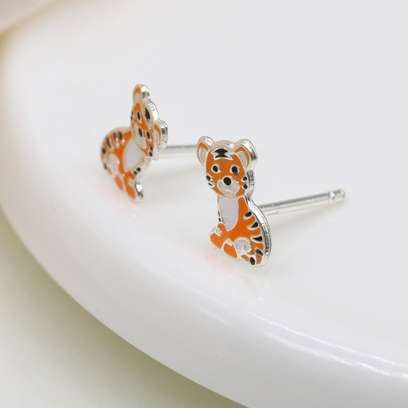 Clustdlysau Styd Arian ac Enamel | Sterling Silver & Enamel Stud Earrings - Tiger