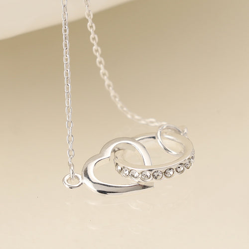 Cadwen Arian - Calon a Chylchyn | Silver Necklace - Linked Heart & Hoop