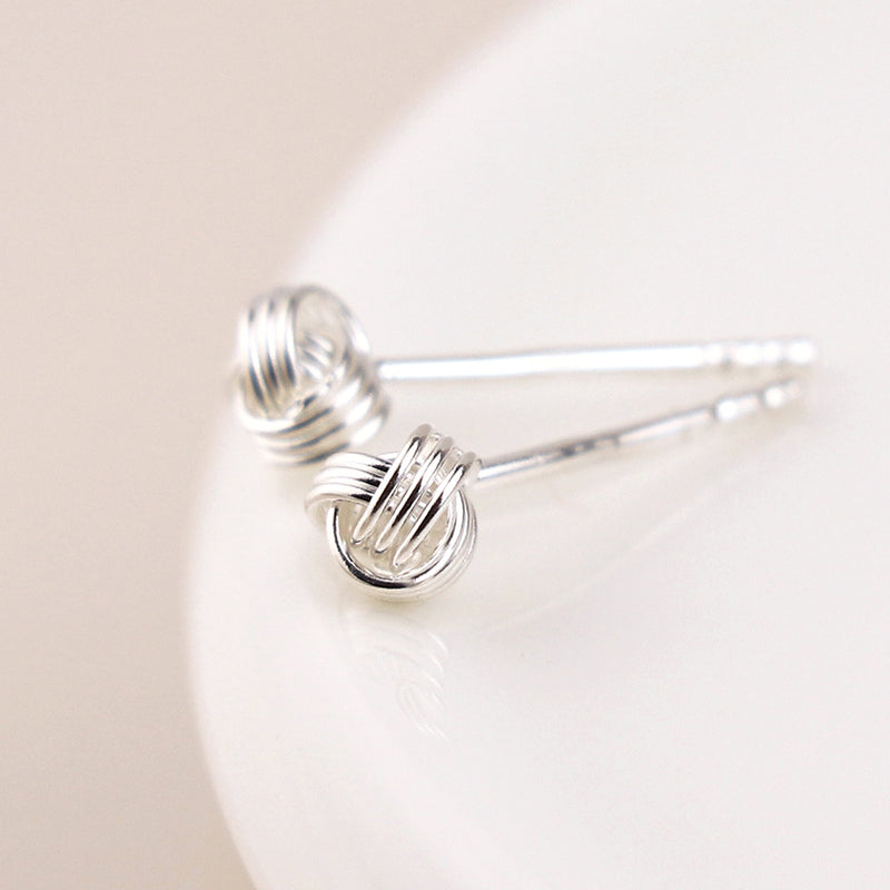 Clustdlysau Styd Arian | Sterling Silver Stud Earrings - Knotted Yarn