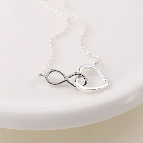 Cadwen Arian - Calon ac Anfeidroldeb | Silver Necklace - Linked Heart & Infinty