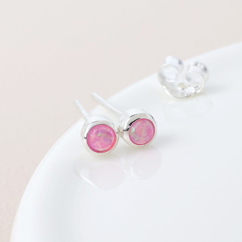 Clustdlysau Styd Arian | Sterling Silver Stud Earrings - Round Pink Opal