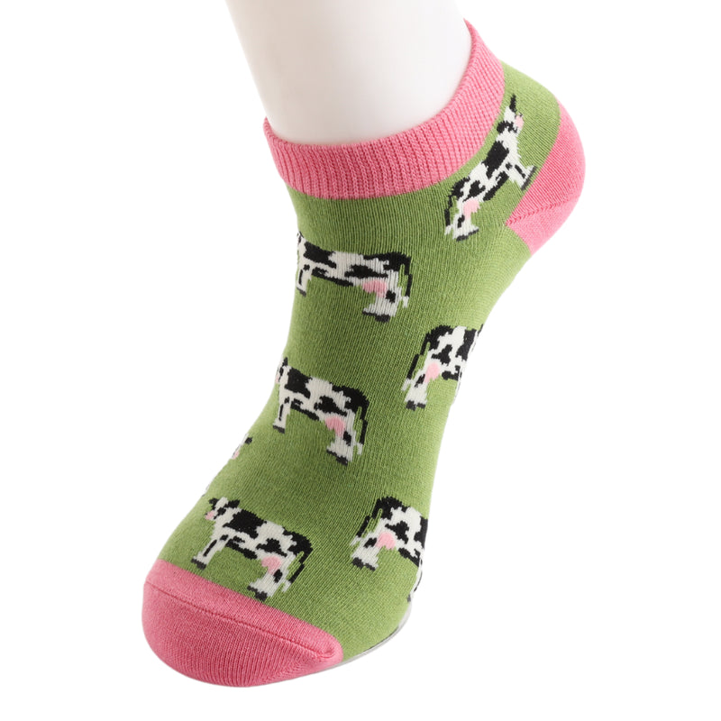 Sanau Treinyrs - Gwartheg | Miss Sparrow Trainer Socks - Cows Green