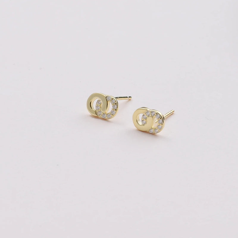 Clustdlysau Styd Cwlwm - Cwlwm Cariad | Love Knot Stud Earrings - Gold