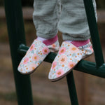 Esgidiau Inch Rhosod | Wild Roses Inch Blue Shoes