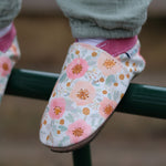 Esgidiau Inch Rhosod | Wild Roses Inch Blue Shoes