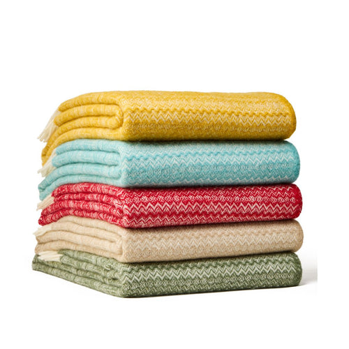 Carthen Wlân Cymreig - Coch | Welsh Wool Blanket - Fair Isle Red