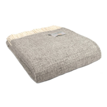 Carthen Wlân Cymreig - Llwyd | Welsh Wool Blanket - Illusion Grey