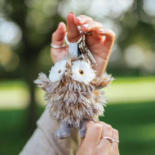 Cylch Goriadau Wrendale | Wrendale Plush Keyring - 'Elvis' Owl