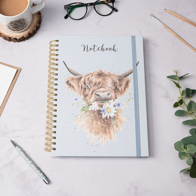 Llyfr Nodiadau A4 | Wrendale A4 Cow Notebook - Daisy Coo